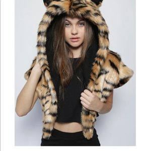 ISO Spirithoods Tiger Shawl